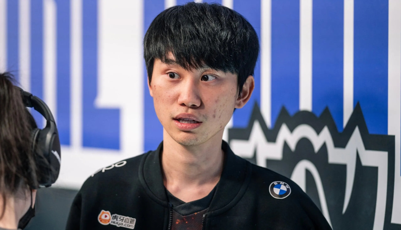 Doinb意外战胜巴塞罗那，败北引爆全场！再创辉煌时刻